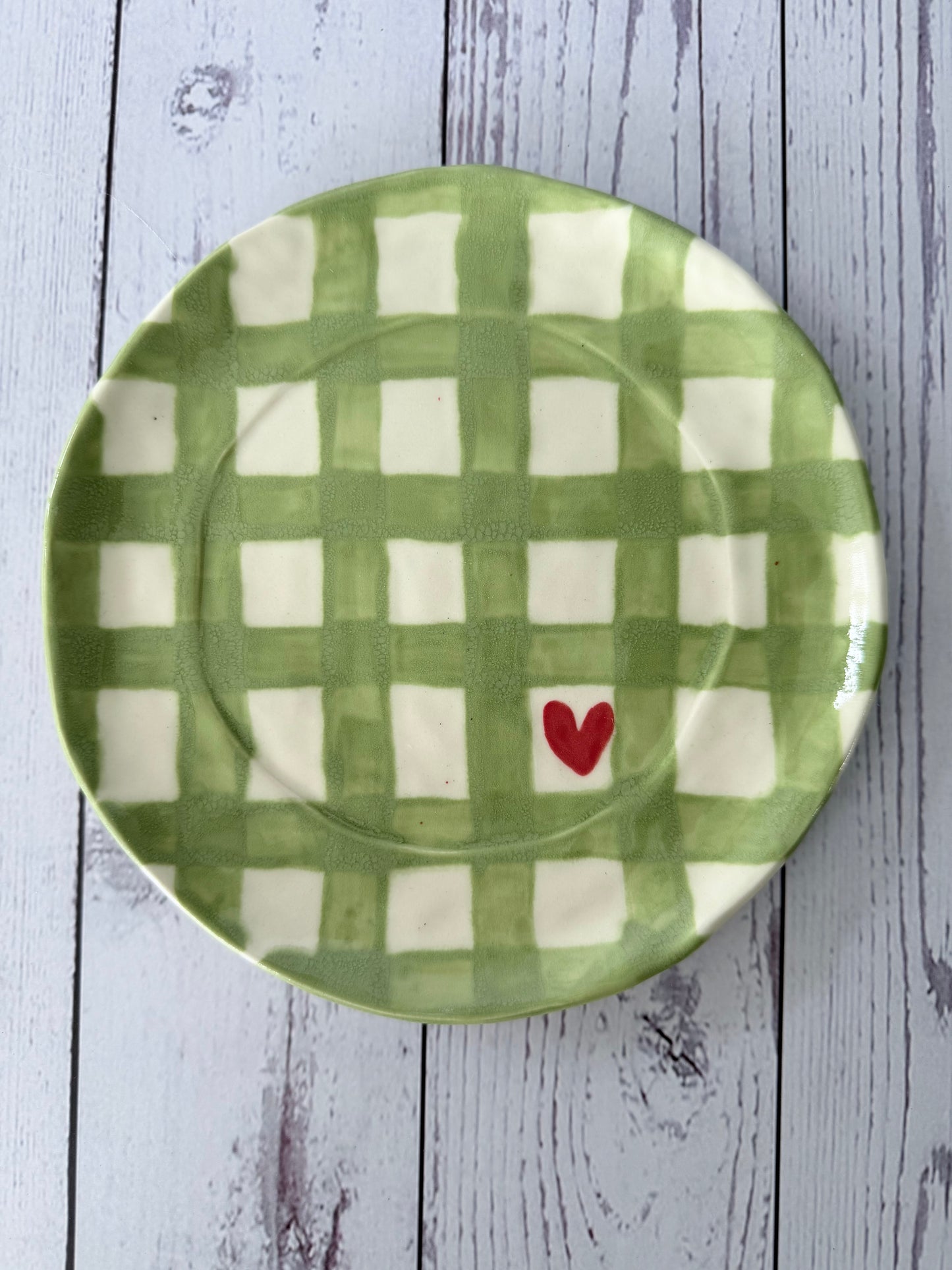Green gingham plate