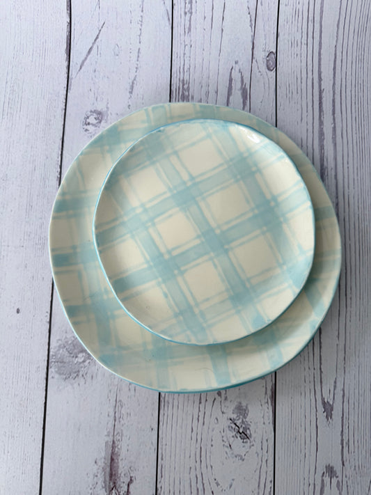 Blue tartan plate set