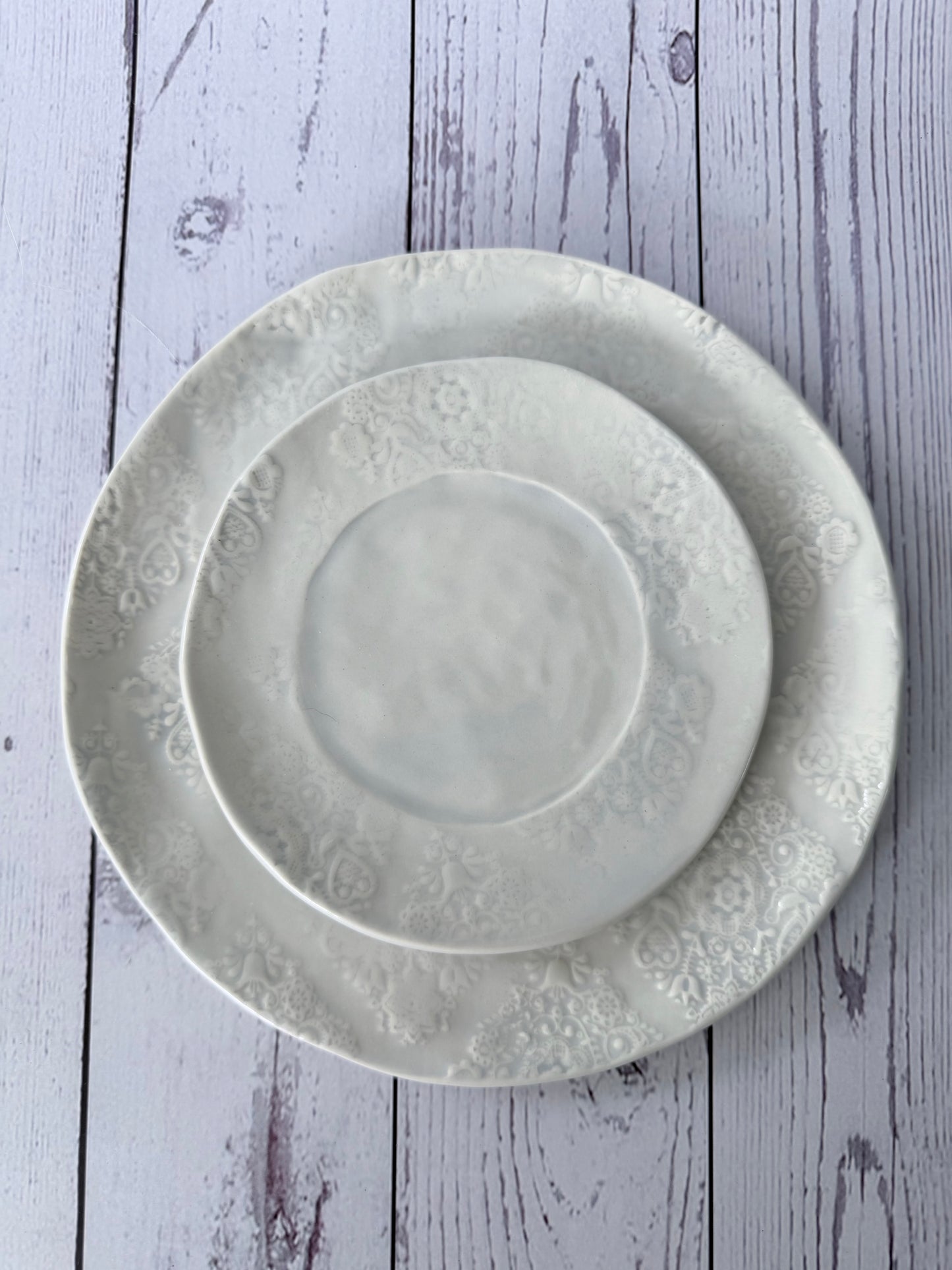 Blue snowflake plate set