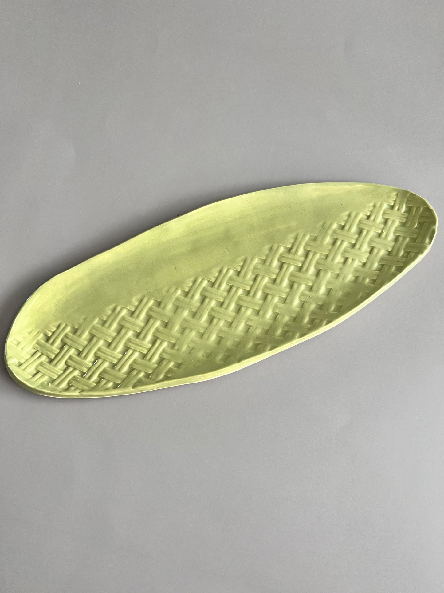 Woven design long plate