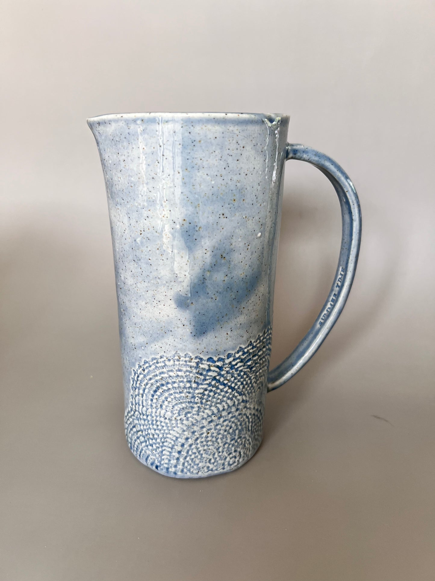 Vase with handle