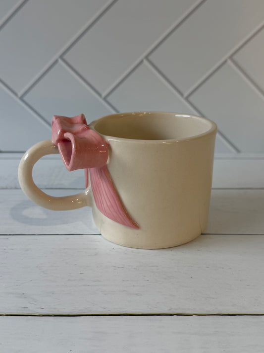 Bow mug