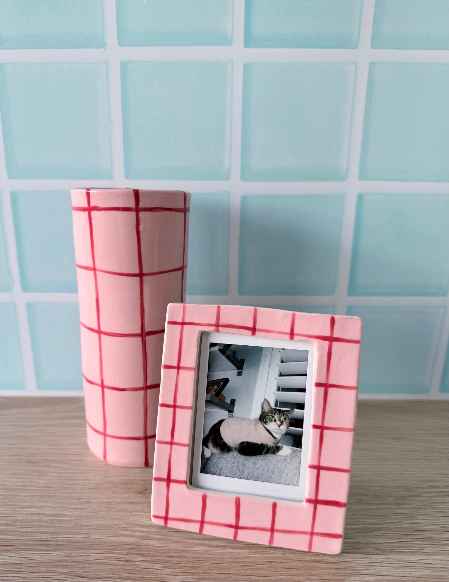 Pink with red stripe frame
