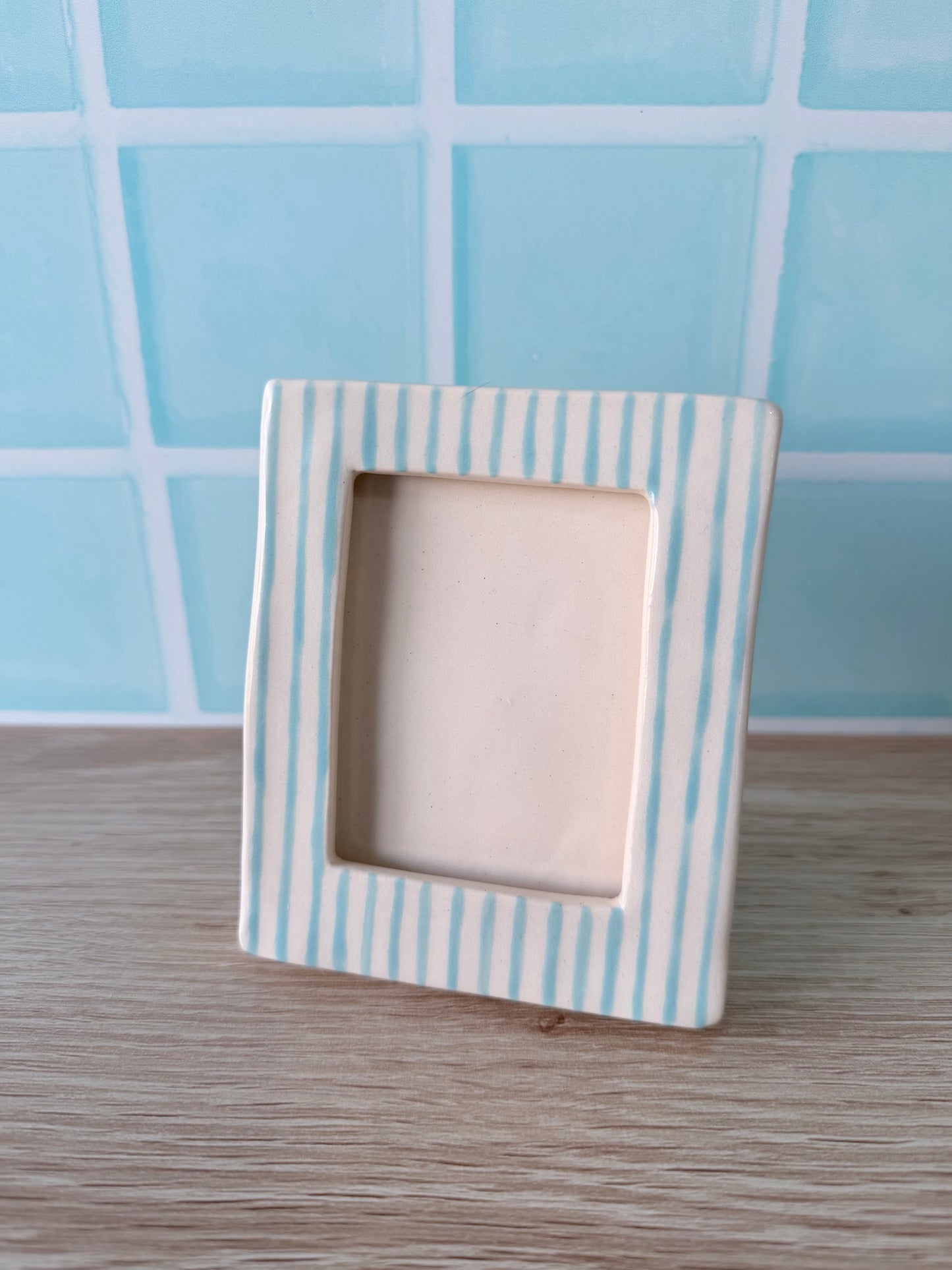 Blue stripe frame